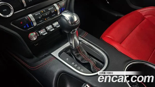 Ford Mustang Mustang GT Купе — Фото автомобиля 9