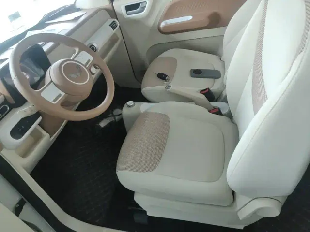 Wuling Hongguang Mini EV — Фото автомобиля 14