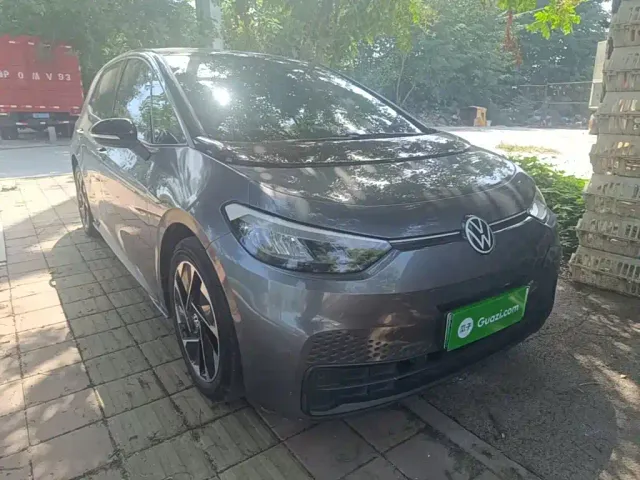 Volkswagen ID.3 — Фото автомобиля 3