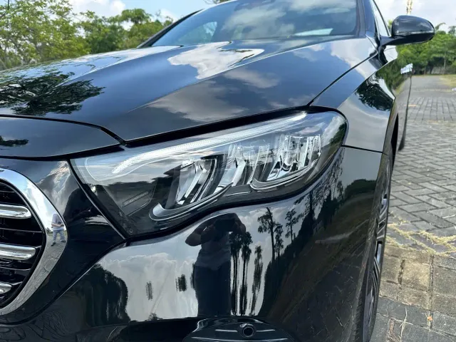 Mercedes-Benz E-Class — Фото автомобиля 22