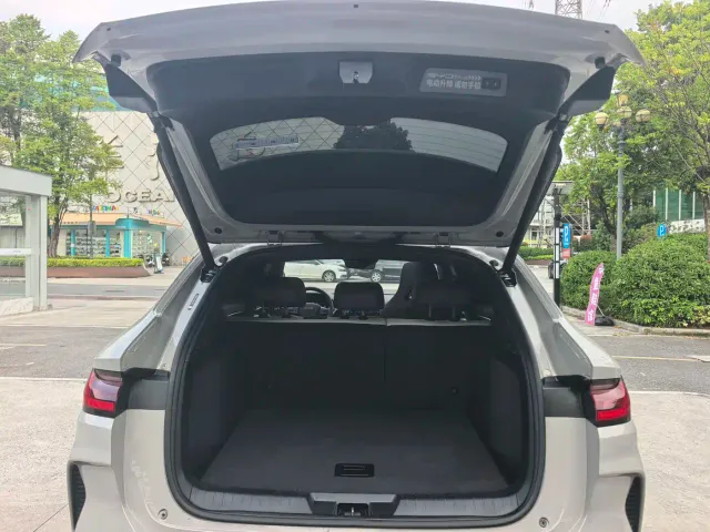 BYD Song PLUS — Фото автомобиля 22