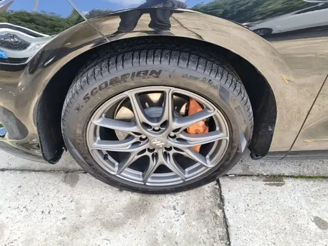 IM Motors LS6 — Фото автомобиля 22