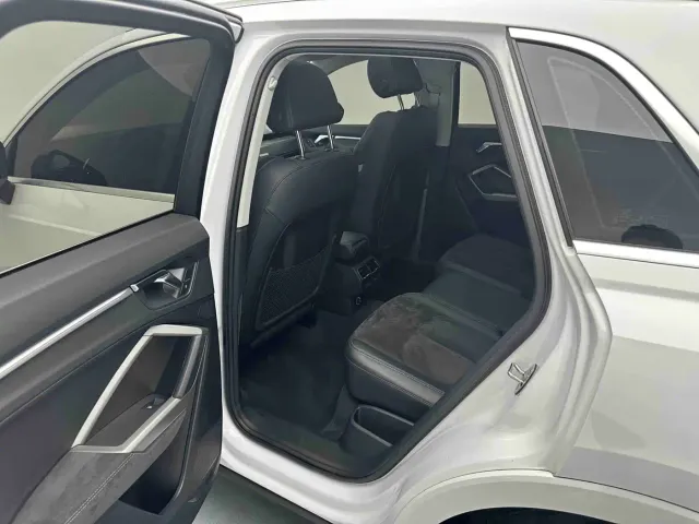 Audi Q3 — Фото автомобиля 12