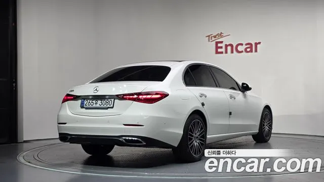 Mercedes-Benz C-Class — Фото автомобиля 2
