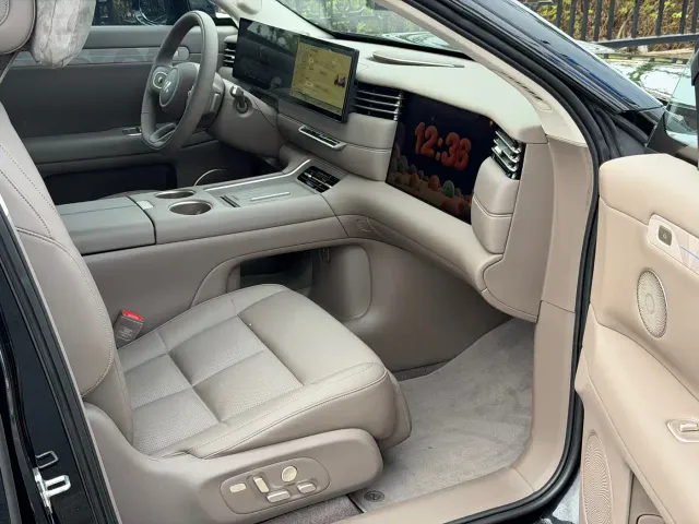 IM Motors LS6 — Фото автомобиля 11
