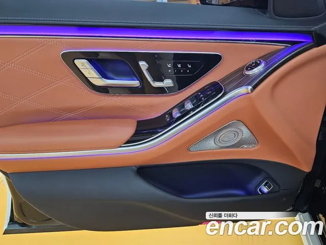 Mercedes-Benz S-Class — Фото автомобиля 17