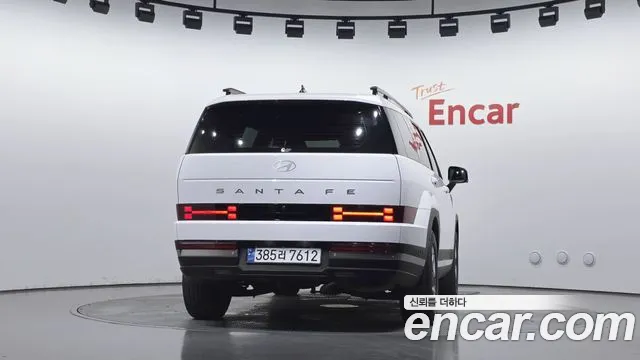 Hyundai Santa Fe — Фото автомобиля 4
