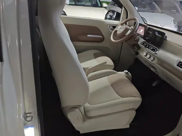 Wuling Hongguang Mini EV — Фото автомобиля 8