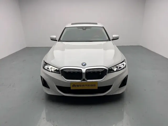 BMW i3 — Фото автомобиля 2