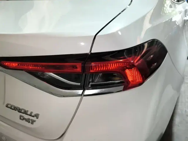 Toyota Corolla — Фото автомобиля 7