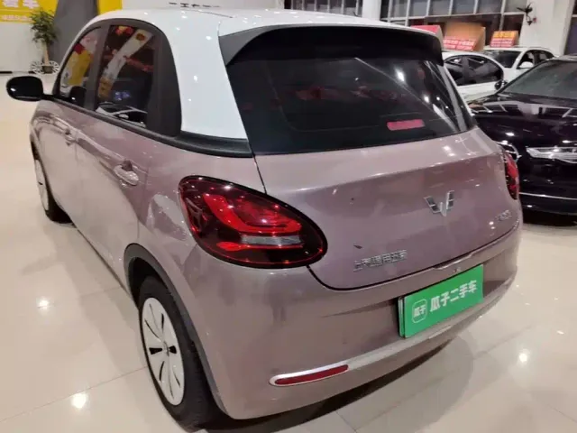 Wuling Bingo — Фото автомобиля 4