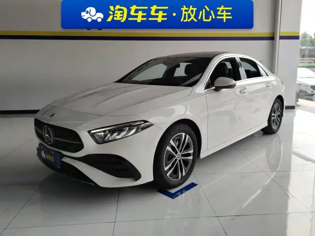 Фотография автомобиля — Mercedes-Benz A-Class