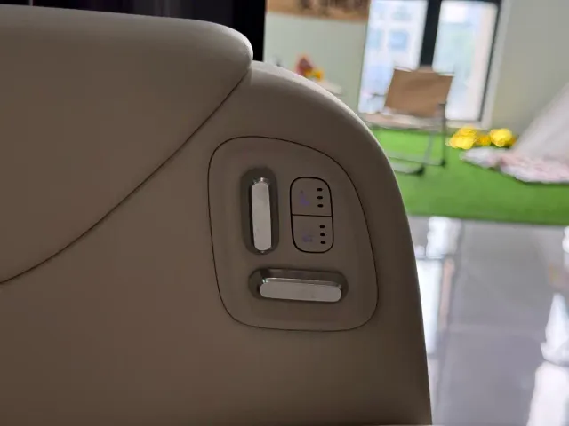 Li Auto MEGA — Фото автомобиля 14