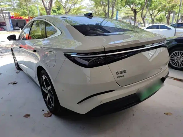 BYD Seal 07 DM-i — Фото автомобиля 4