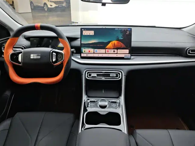 Geely Galaxy Stellar 6 — Фото автомобиля 12