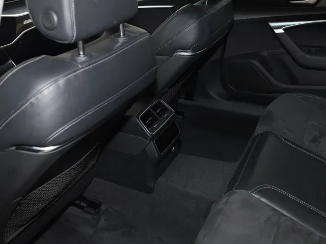 Audi A7L — Фото автомобиля 27