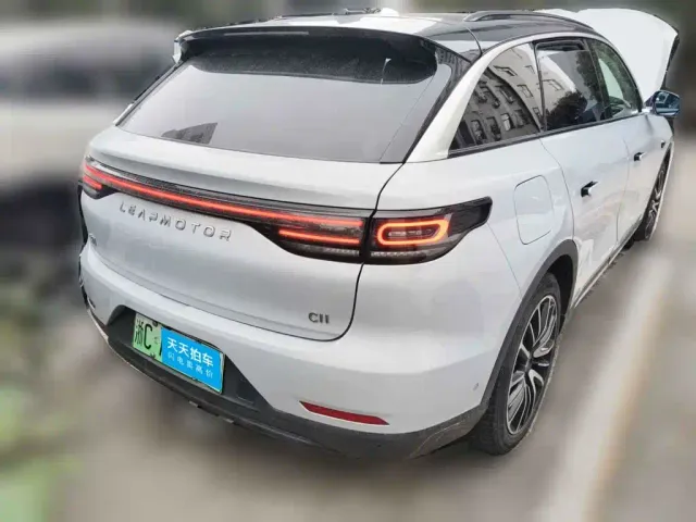 Leapmotor C11 — Фото автомобиля 2