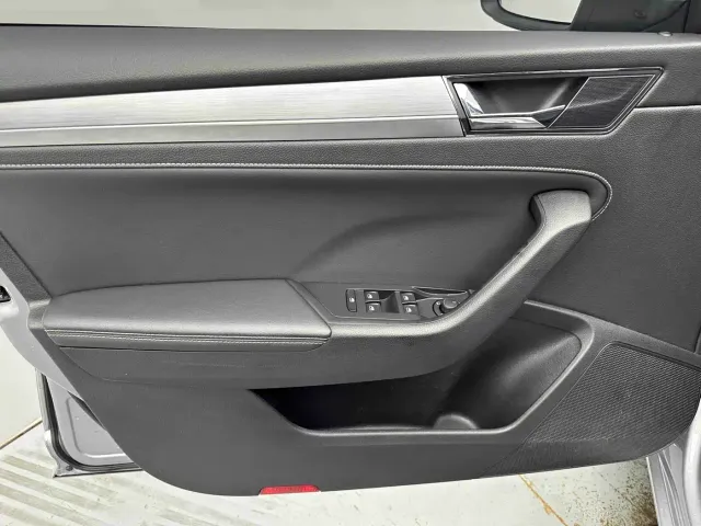 Skoda Superb — Фото автомобиля 10