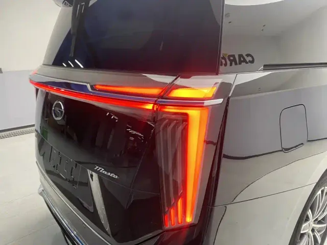 GAC Trumpchi M8 — Фото автомобиля 10