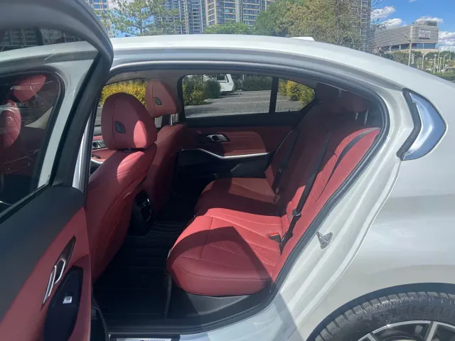 BMW 3 Series — Фото автомобиля 15