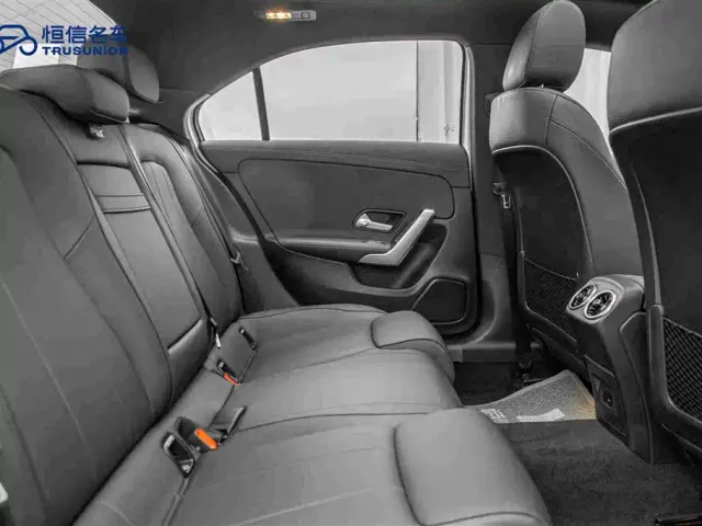 Mercedes-Benz A-Class — Фото автомобиля 16