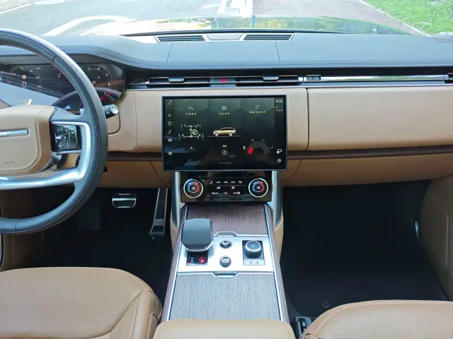 Land Rover Range Rover — Фото автомобиля 14