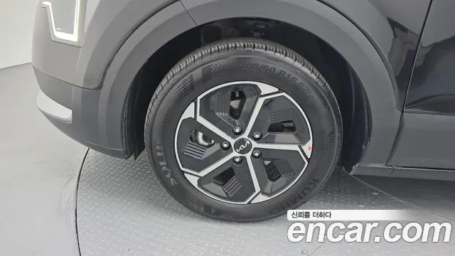 Kia Niro The All New — Фото автомобиля 5