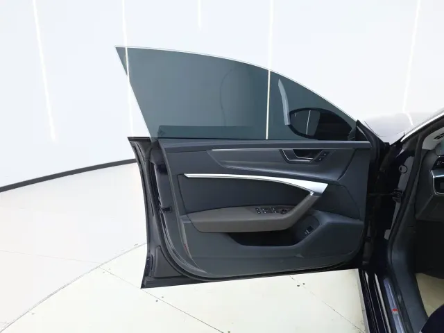 Audi A7L — Фото автомобиля 9