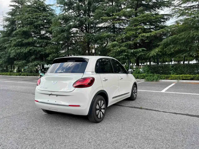 Wuling Bingo — Фото автомобиля 4