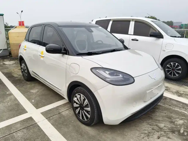 Wuling Bingo — Фото автомобиля 3