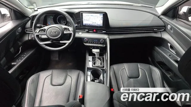 Hyundai Avante CN7 — Фото автомобиля 7