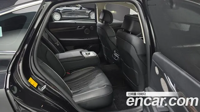 Genesis G80 Бензин 3.5 турбо AWD — Фото автомобиля 11