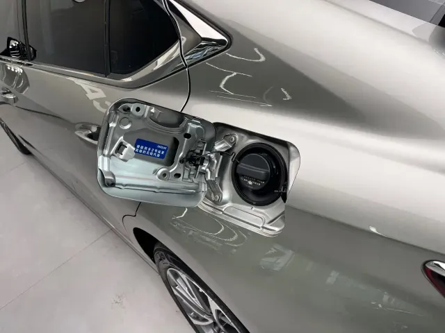 Lexus ES — Фото автомобиля 11