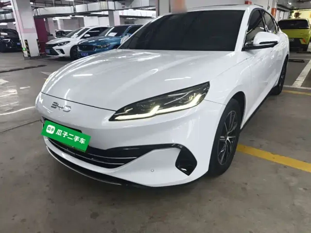 Фотография автомобиля — BYD Seal 06