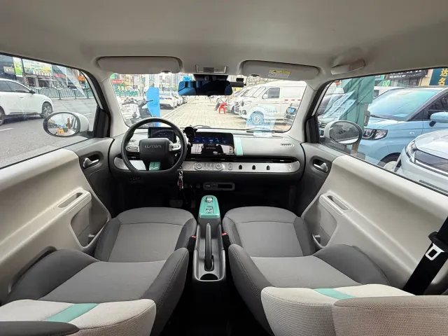 Changan Lumin — Фото автомобиля 8