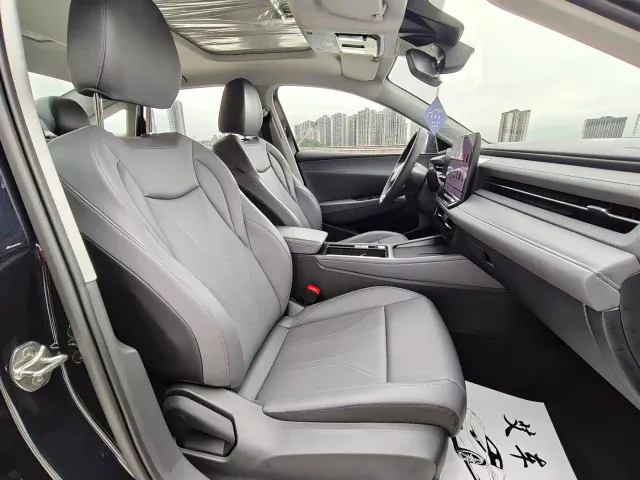 Volkswagen Lavida 2025 PRO 1.5L Classic Edition — Фото автомобиля 20