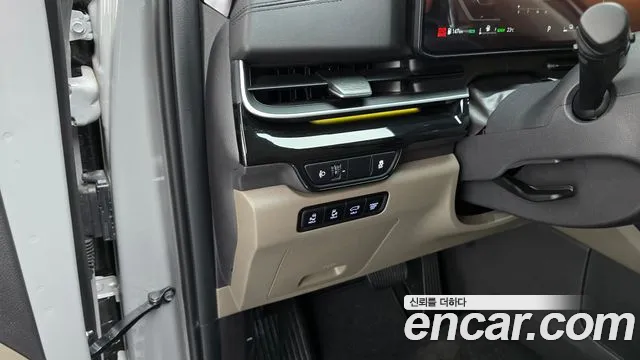 Kia Carnival — Фото автомобиля 15