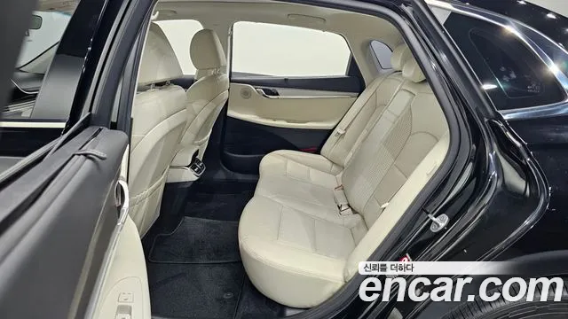 Hyundai Grandeur Новый Grandeur IG — Фото автомобиля 11