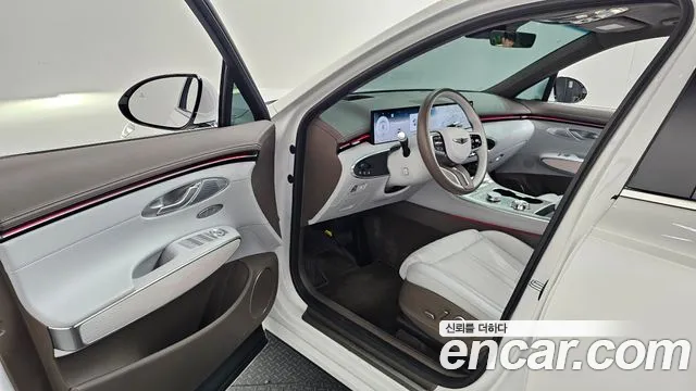 Genesis GV70 — Фото автомобиля 15