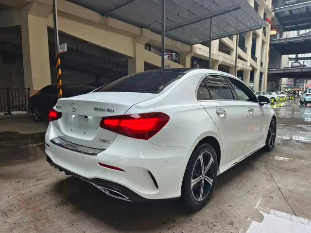 Mercedes-Benz A-Class — Фото автомобиля 16