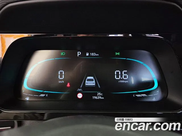 Hyundai Avante CN7 — Фото автомобиля 8