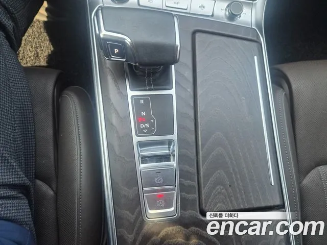 Audi A6 45 TFSI Premium — Фото автомобиля 14