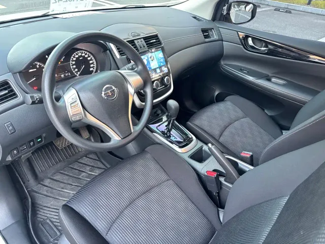 Nissan Tiida — Фото автомобиля 5