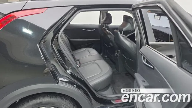 Kia Niro Niro (New) — Фото автомобиля 11