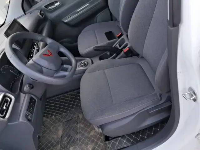 Wuling Hongguang — Фото автомобиля 13