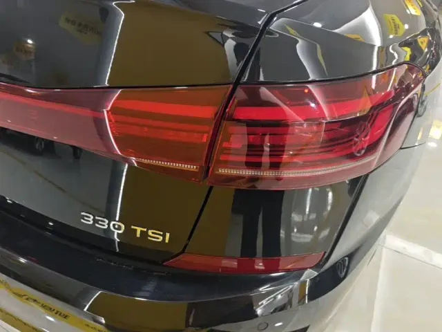 Volkswagen Passat — Фото автомобиля 7