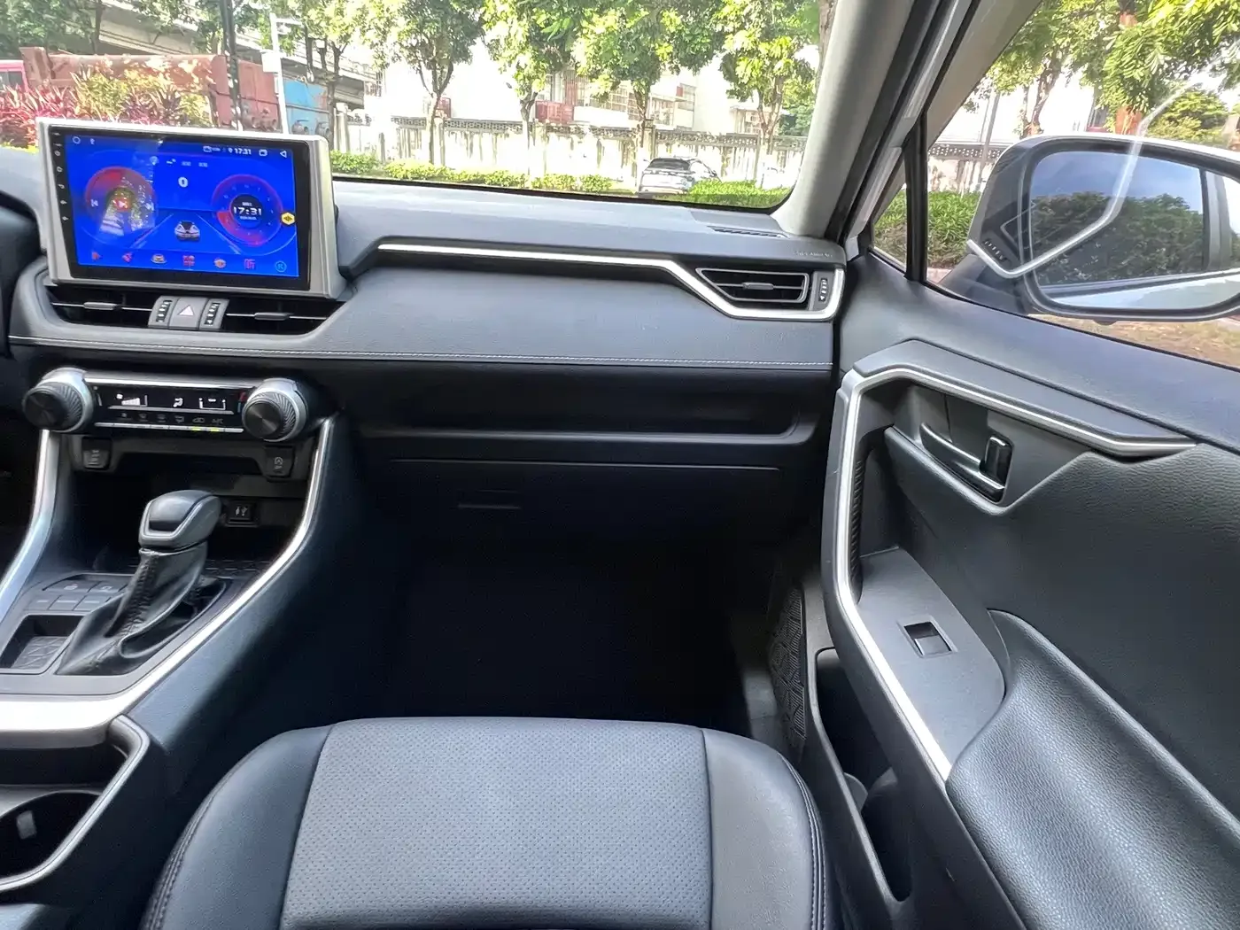 Toyota Wildlander 2022 2.0L CVT FWD Leading Edition — Фото автомобиля 21