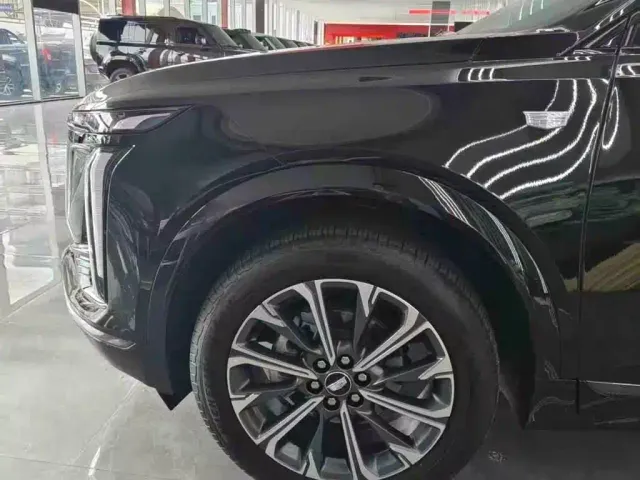 Cadillac XT5 — Фото автомобиля 7