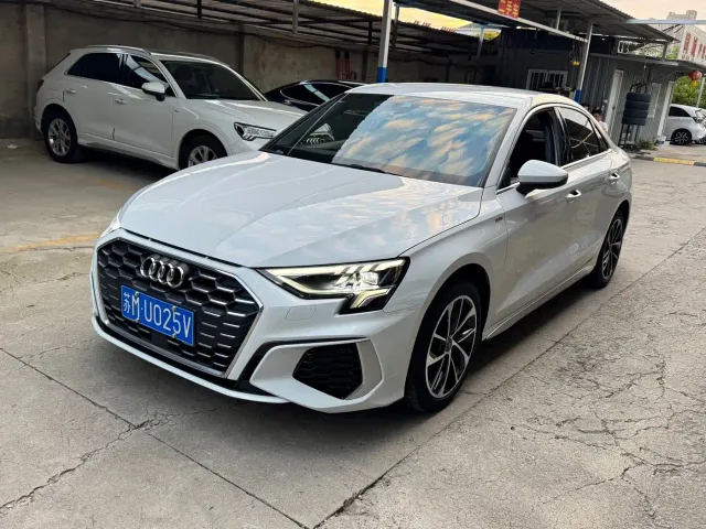 Фотография автомобиля — Audi A3