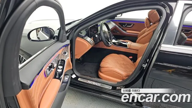Mercedes-Benz S-Class — Фото автомобиля 10